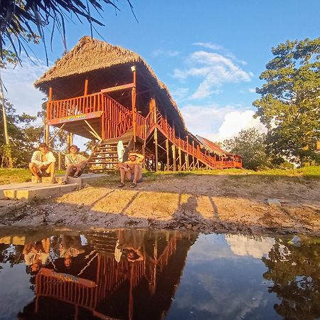 Casa Kukama Lodge Iquitos Eksteriør billede