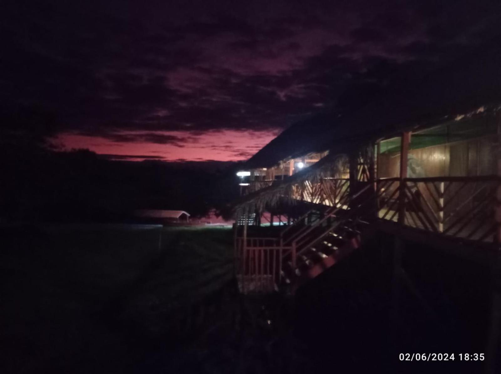 Casa Kukama Lodge Iquitos Eksteriør billede
